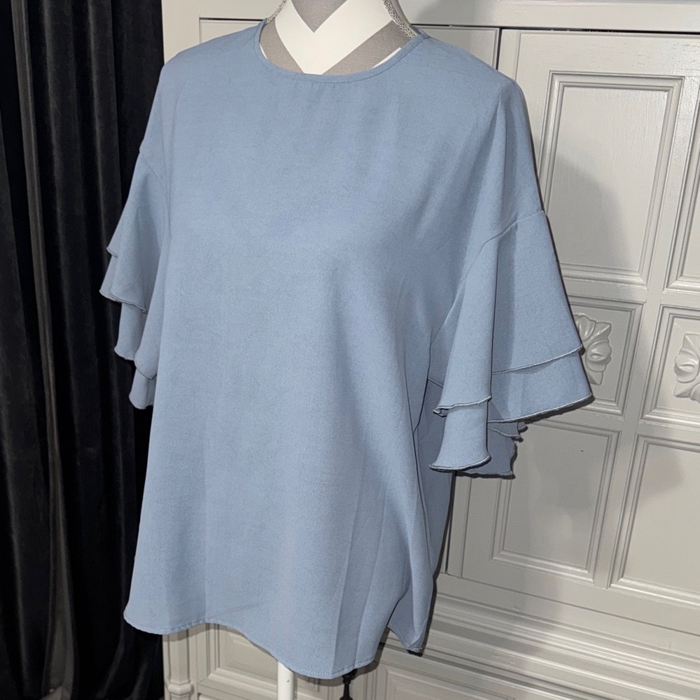 Emery Rose Blue Women's Blouse with Ruffle Sleeves Size Large - Picture 3 of 11